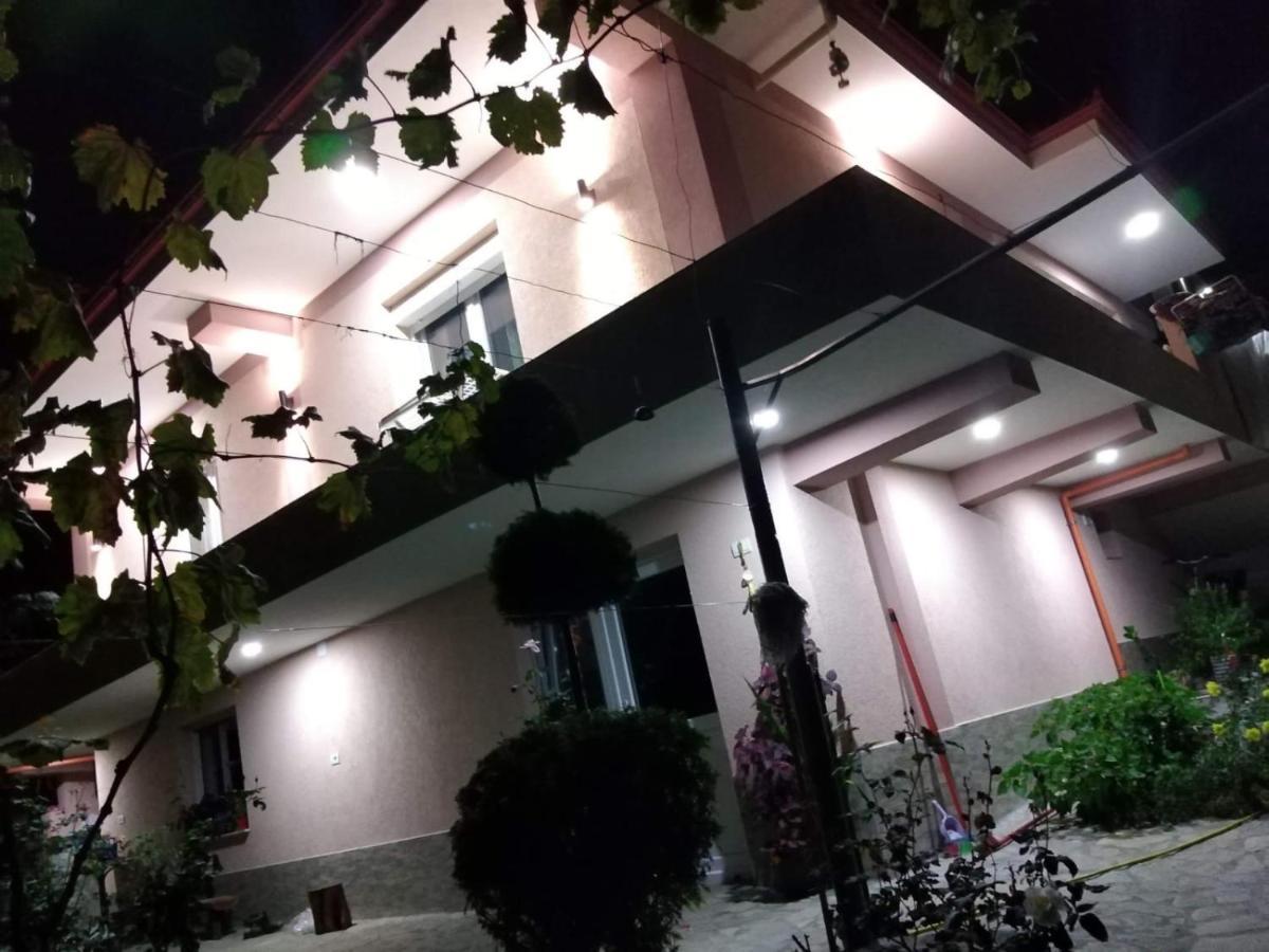 Gardenhouse Villa Memlishte Exterior photo